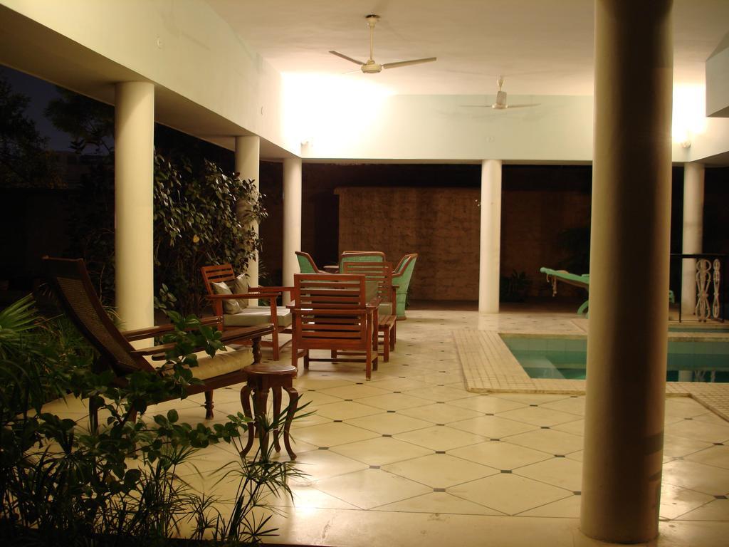 Hotel Inn Season Mahamandir Ngoại thất bức ảnh