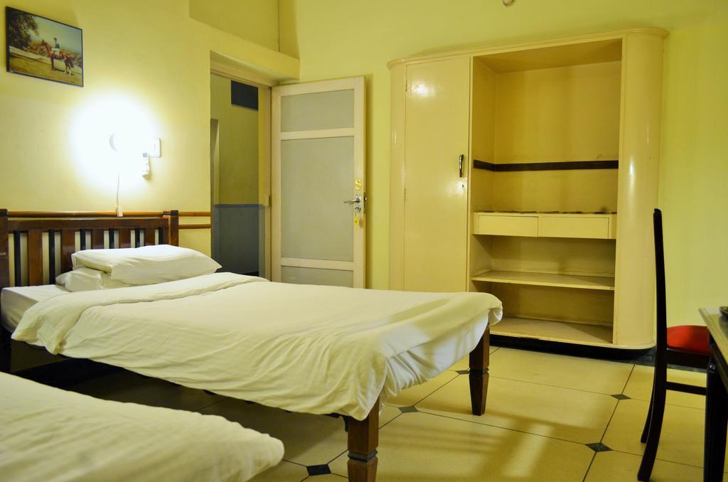 Hotel Inn Season Mahamandir Phòng bức ảnh