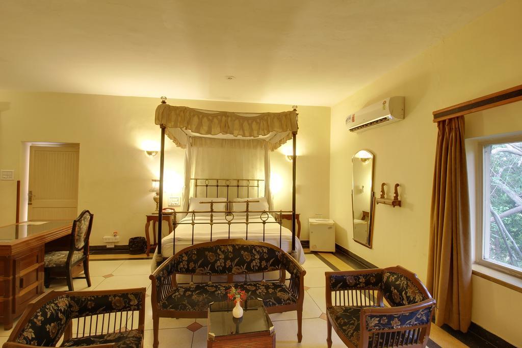 Hotel Inn Season Mahamandir Ngoại thất bức ảnh