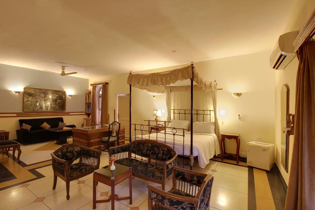 Hotel Inn Season Mahamandir Ngoại thất bức ảnh