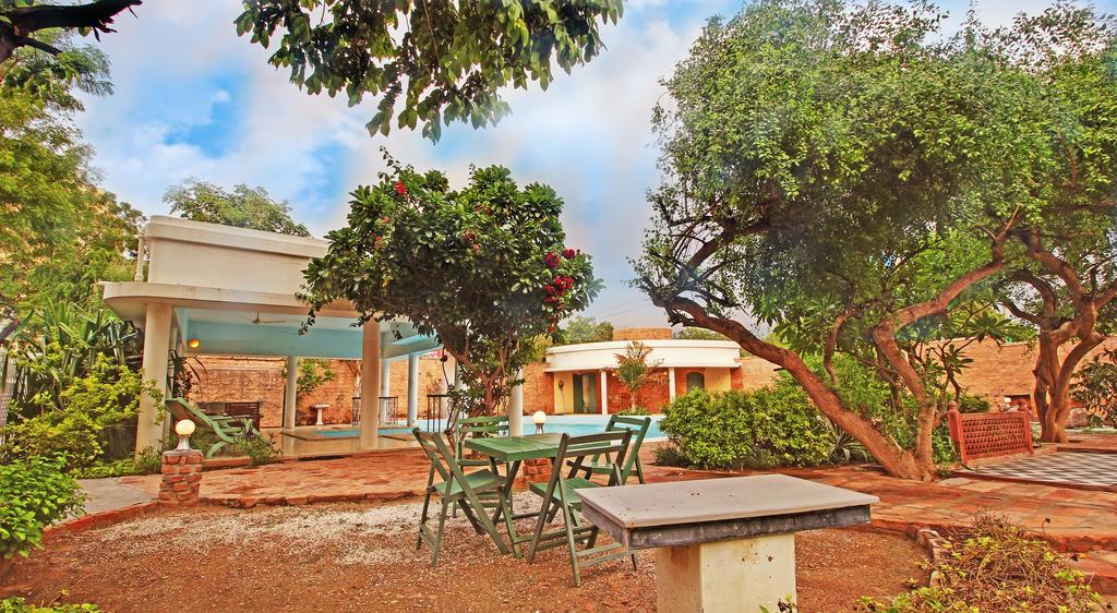 Hotel Inn Season Mahamandir Ngoại thất bức ảnh