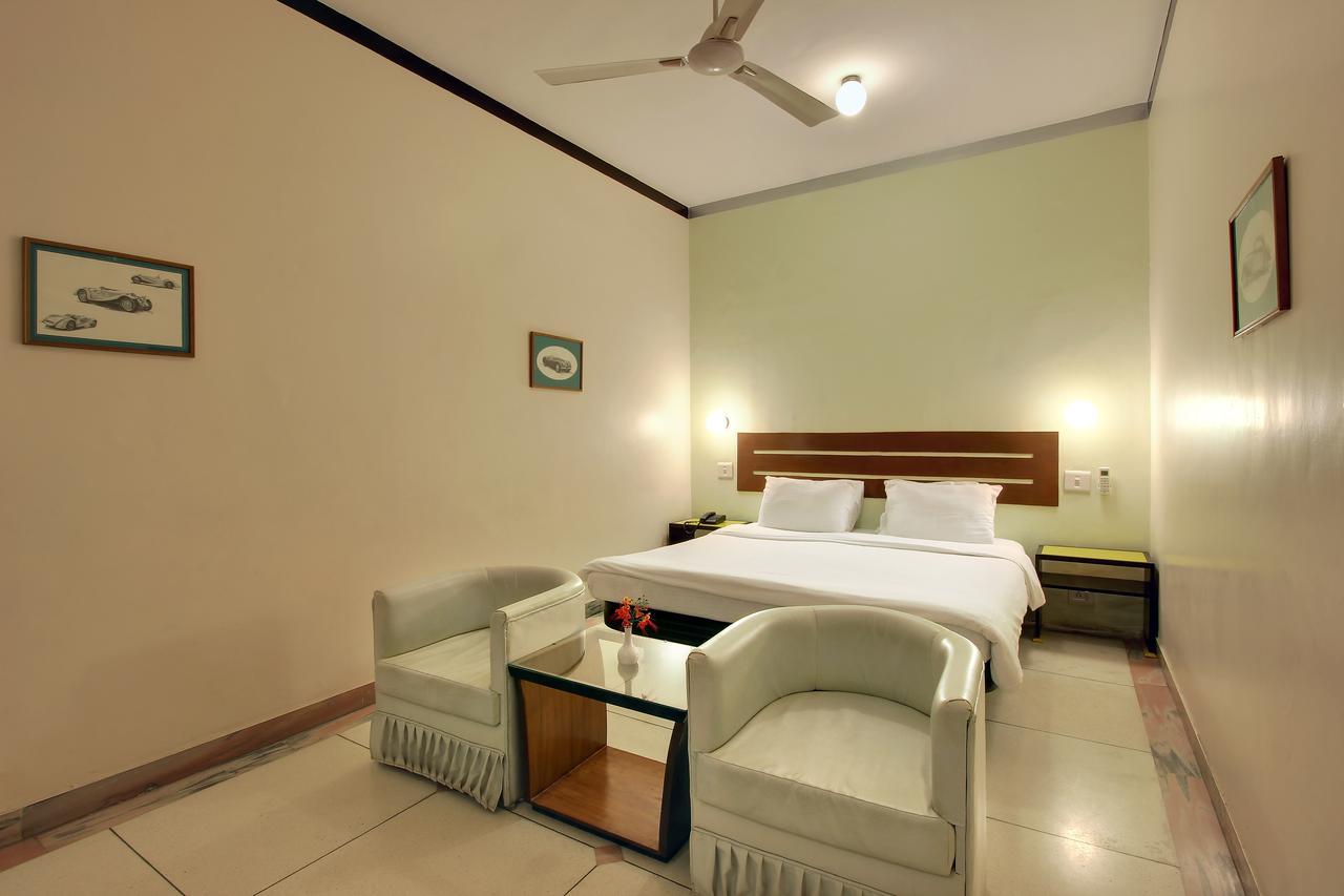 Hotel Inn Season Mahamandir Ngoại thất bức ảnh