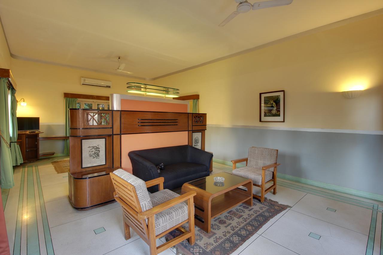 Hotel Inn Season Mahamandir Ngoại thất bức ảnh